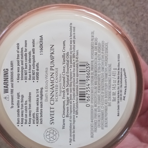 Bath & Body Works Sweet Cinnamon Pumpkin Candle - Picture 4 of 4